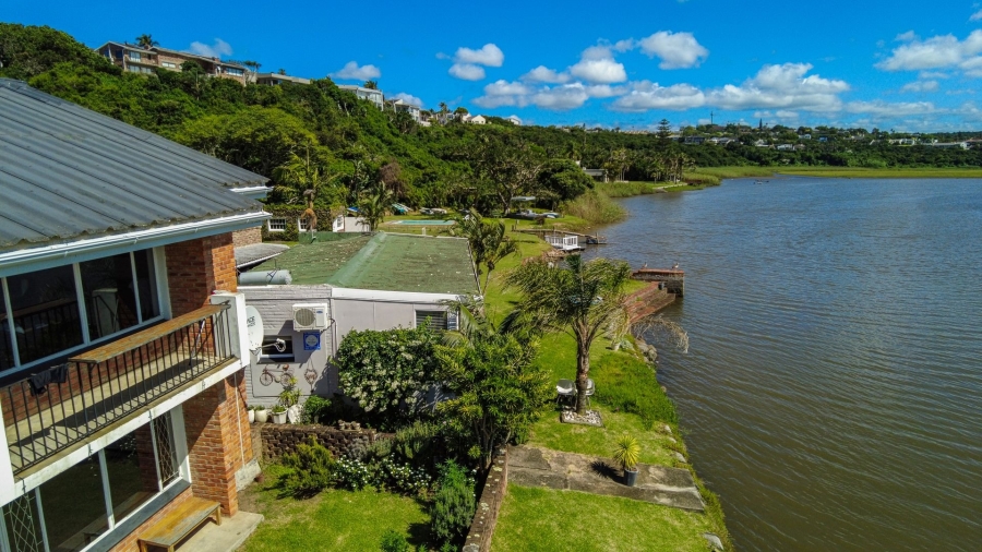 2 Bedroom Property for Sale in Bonza Bay Eastern Cape